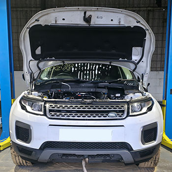 Range Rover Evoque engine diagnostics in specialist workshop