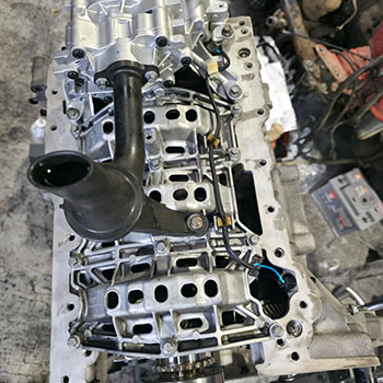 Land Rover engine block internal inspection